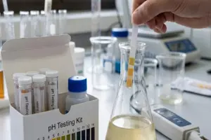 Pourquoi le pH et la conductivité électrique (EC) sont essentiels pour la culture du cannabis (mesure et ajustement)